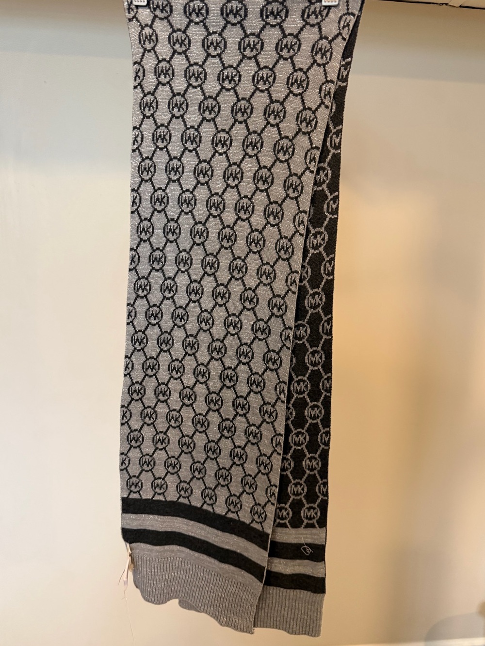 Michael Kors Reversible MK Logo Knit Scarf NWT Gray Black